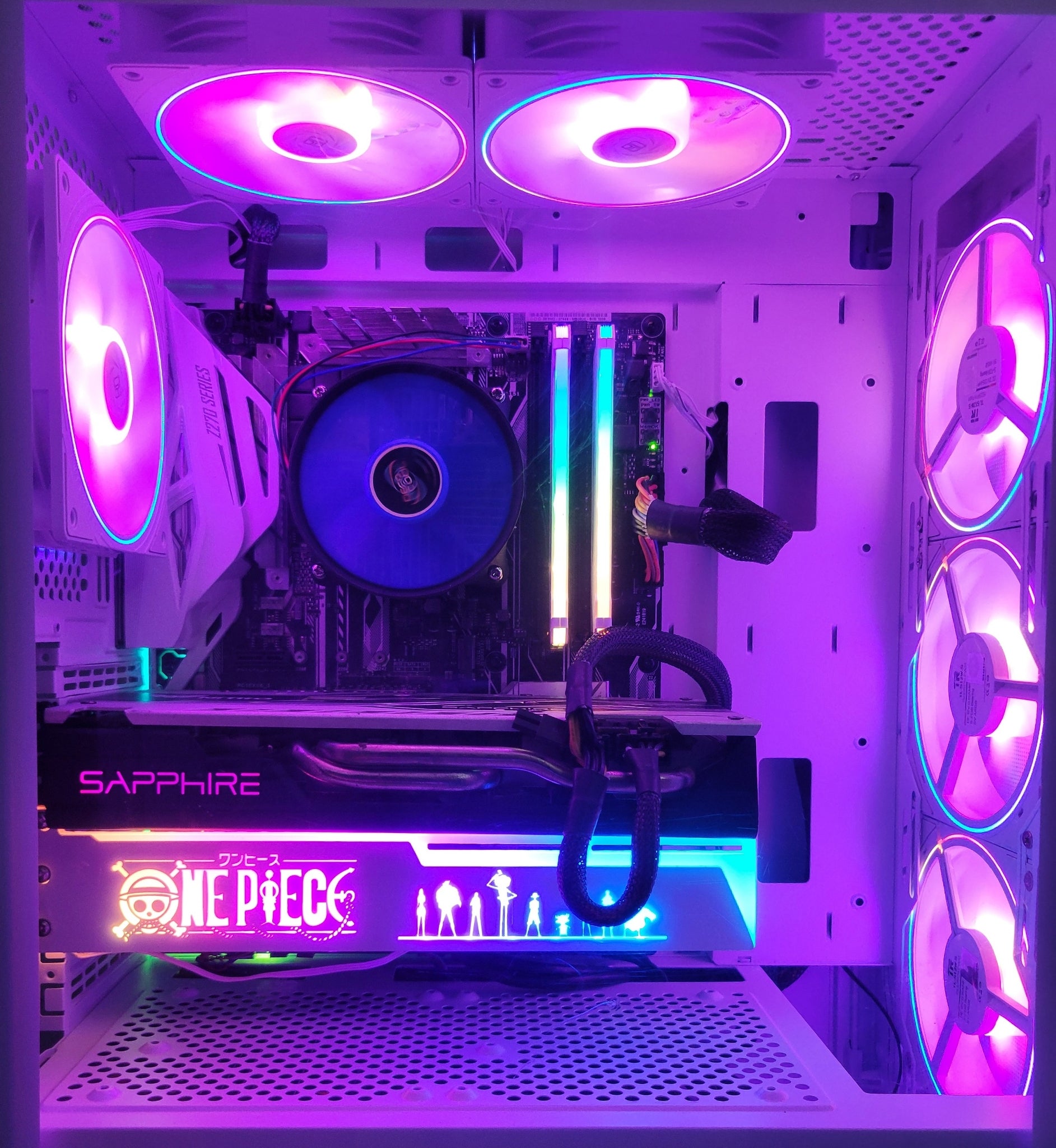 One Piece x Asus - Gear 5 Luffy White Gaming PC - HIGH - Up to PS5