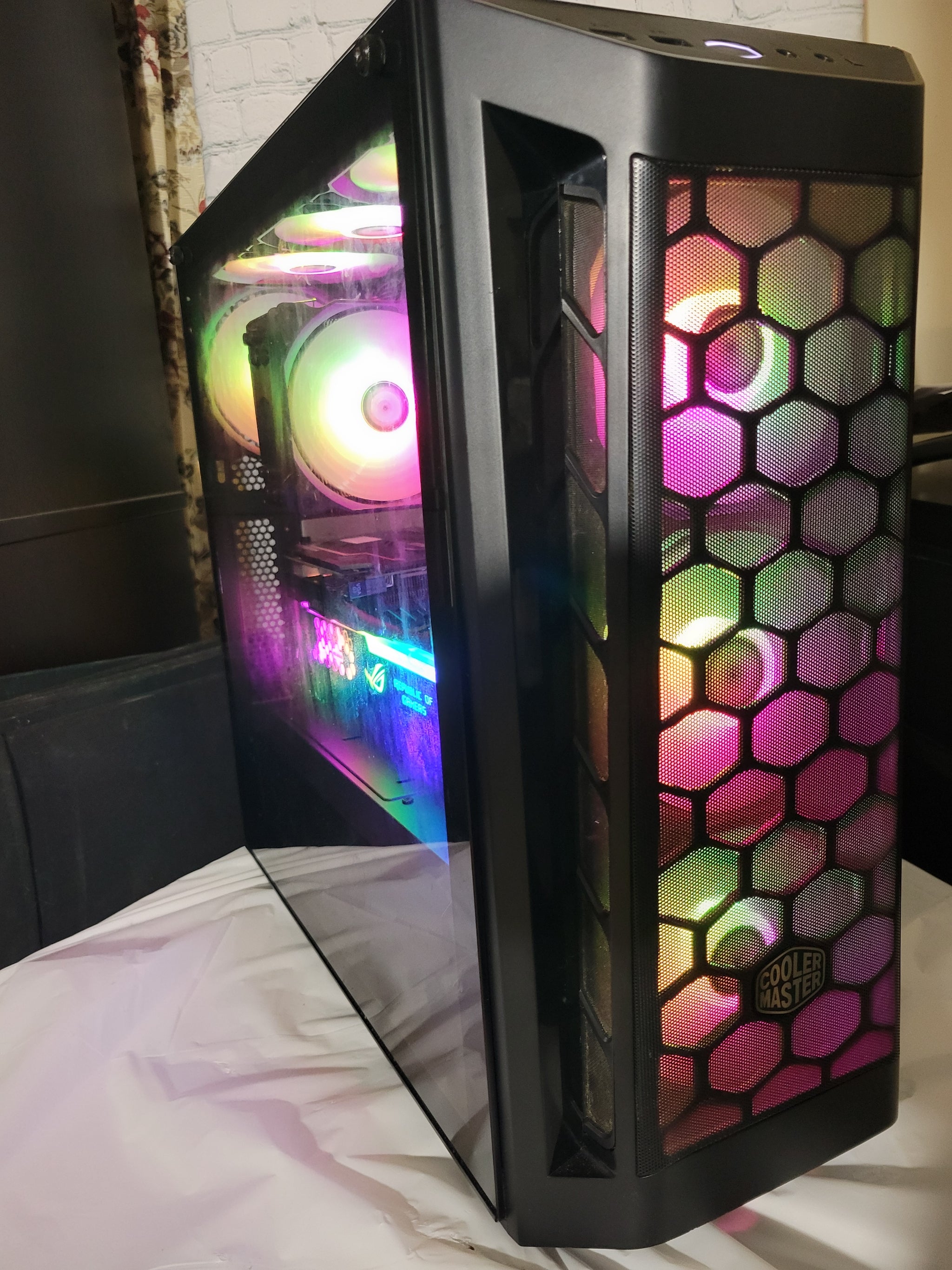 ASUS x CoolerMaster Custom ROG PC - HIGH - Up to PS5