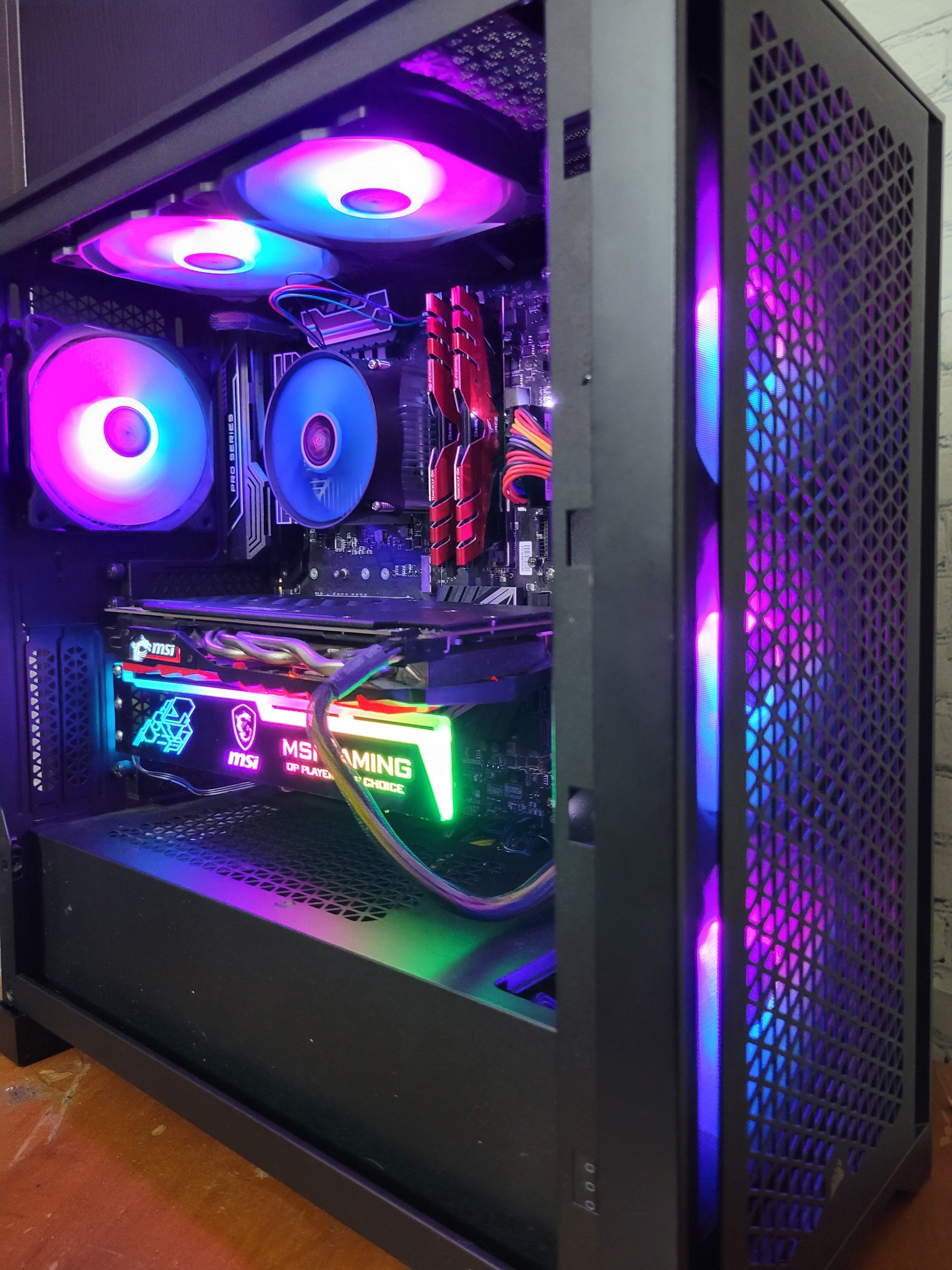 MSI x Corsair - Red & Black Custom Gaming PC - HIGH - Xbox Series S