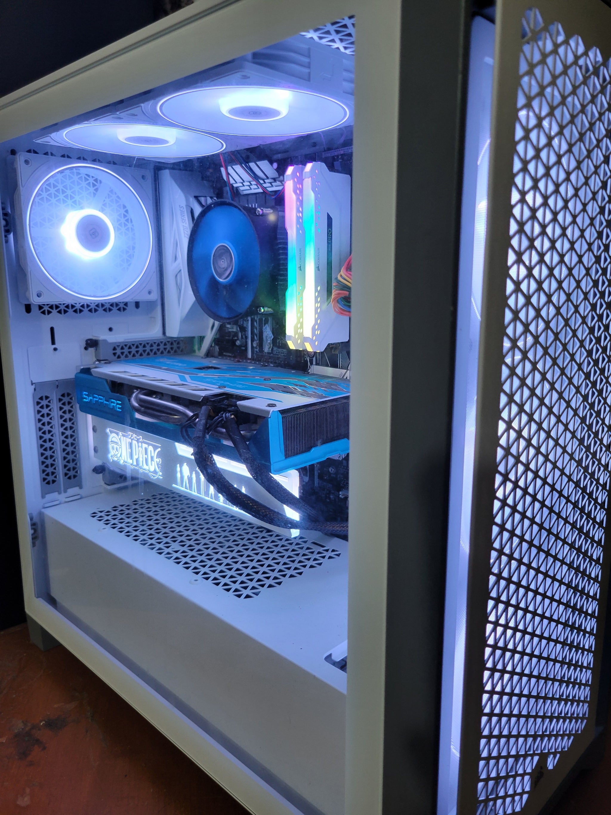 One Piece x Corsair - Skypeia White Gaming PC - HIGH - Up to PS5