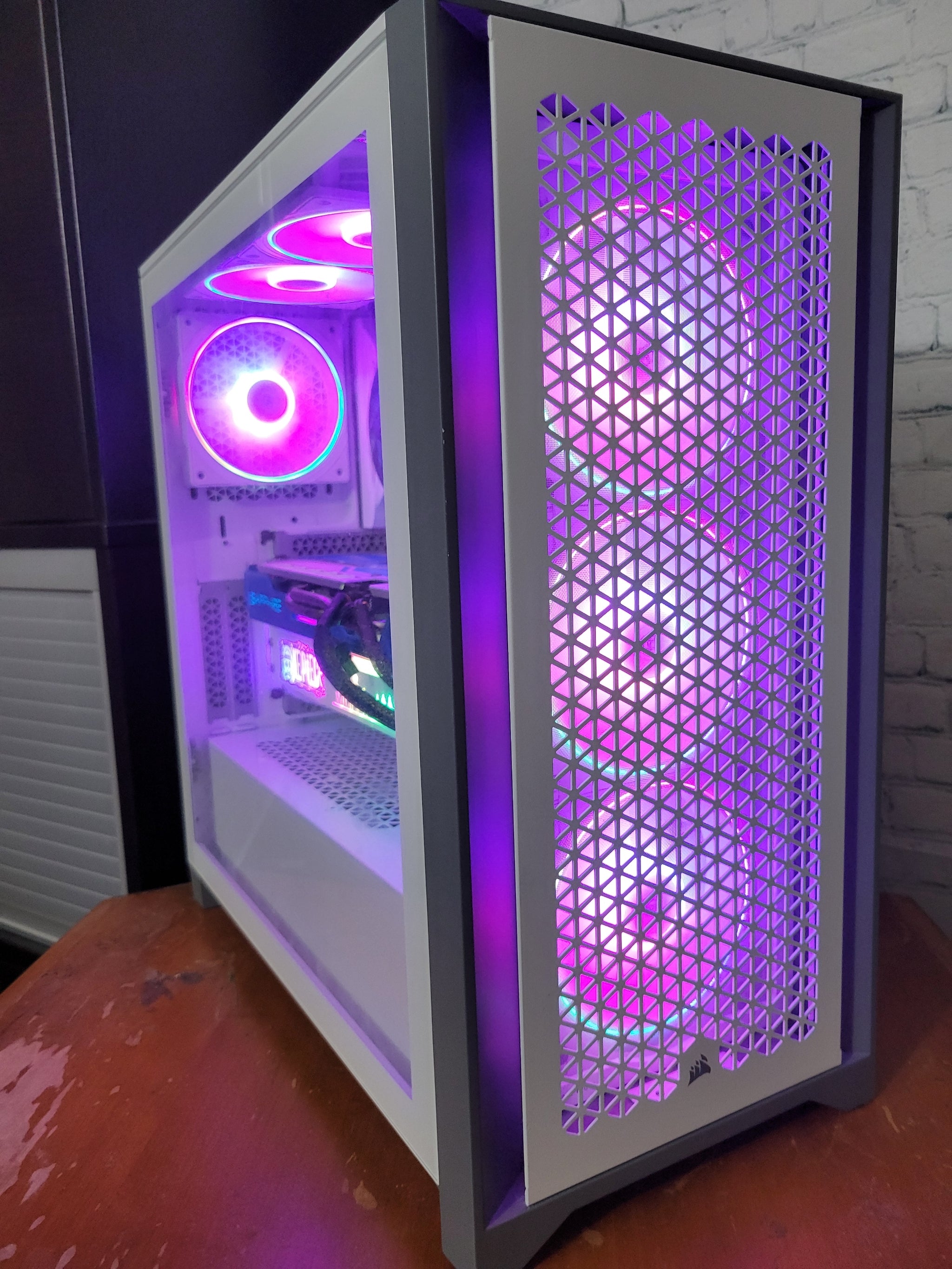 One Piece x Corsair - Skypeia White Gaming PC - HIGH - Up to PS5