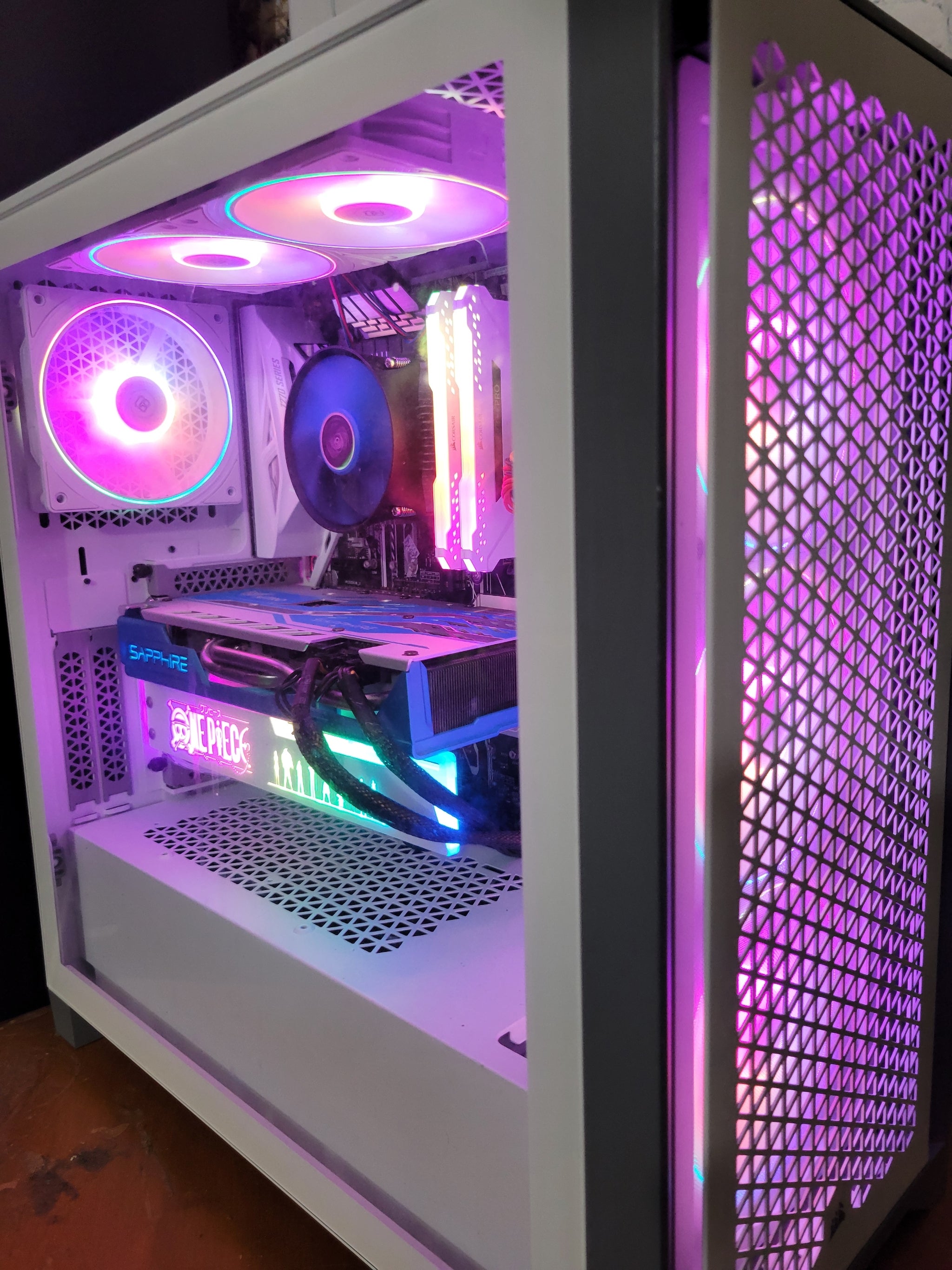 One Piece x Corsair - Skypeia White Gaming PC - HIGH - Up to PS5