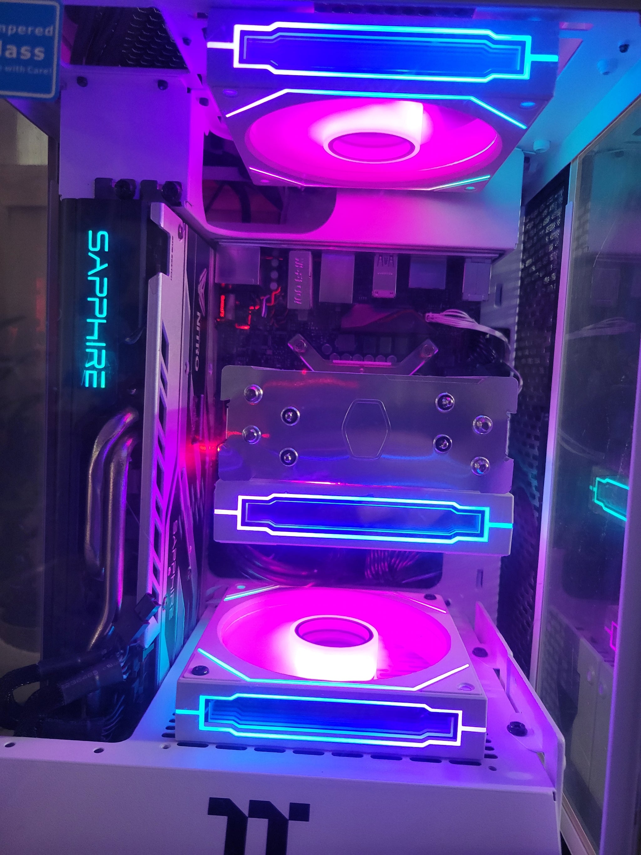 Gigabyte x Thermaltake - The Tower 100 - HIGH - Up to PS5